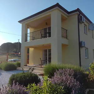 Antonio Solimar Apartment