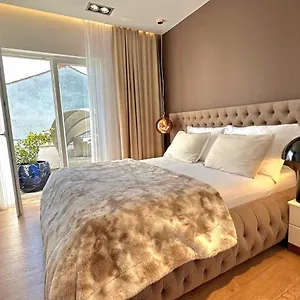 New!!! 2024 Marea With Xxl Sunny Terrace Apartment